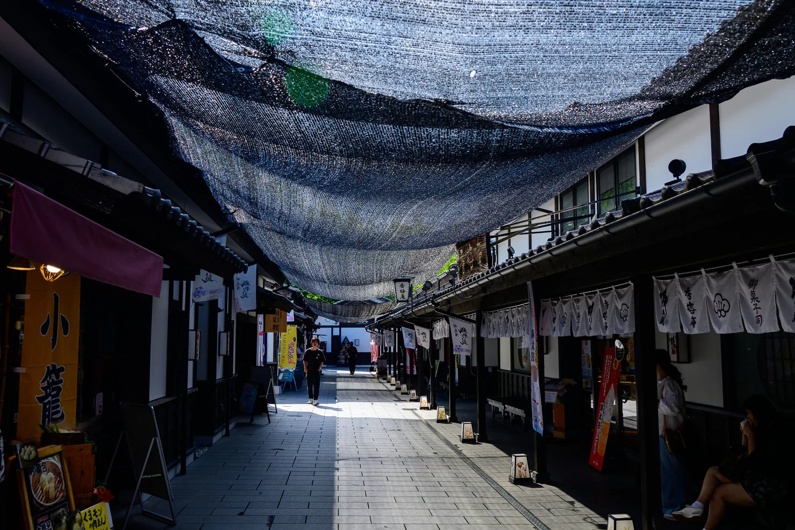 熊本城廓內走廊天棚遮陽布與建築