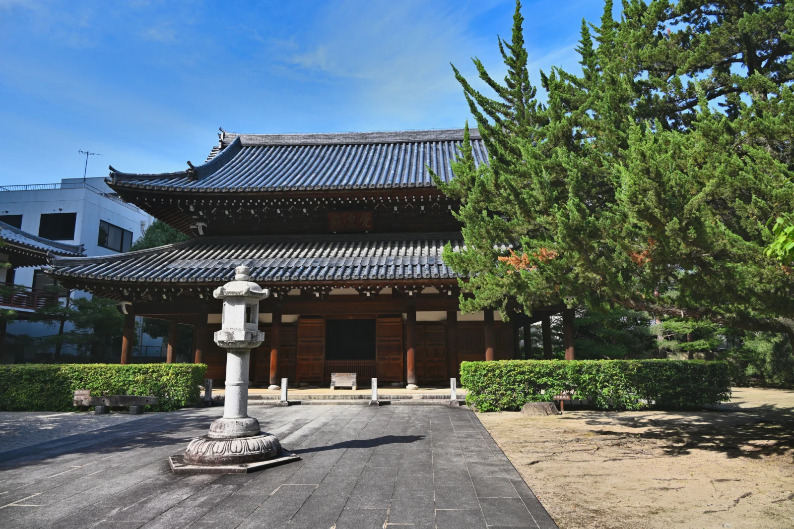 藍天下的承天寺伽藍，博多祇園山笠的發祥地